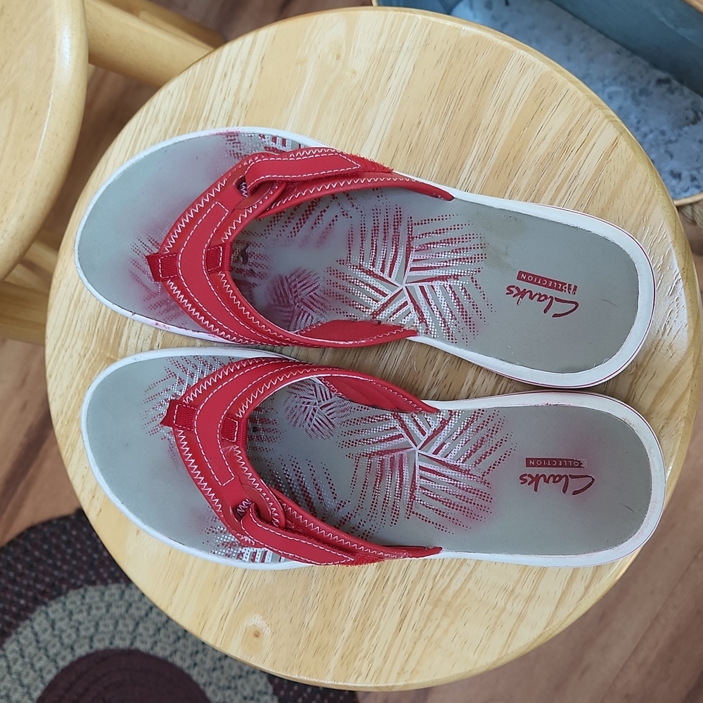 Sandles